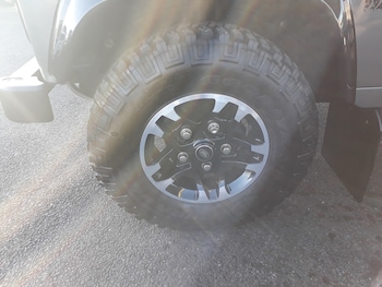 Used Land Rover Defender 110 2016 for sale - 77166217: Photo