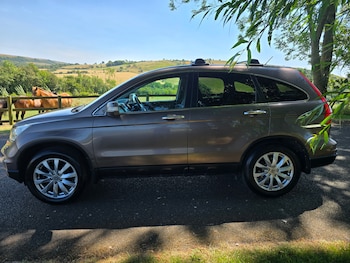 Used Honda CR-V 2011 for sale - 79104847: Photo