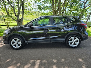 Used Nissan Qashqai 2017 for sale - 78920357: Photo