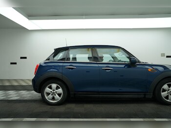 Used MINI Hatch 2016 for sale - 78481050: Photo