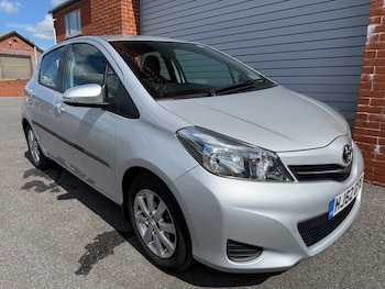 Used Toyota Yaris 2012 for sale - 78306043: Photo