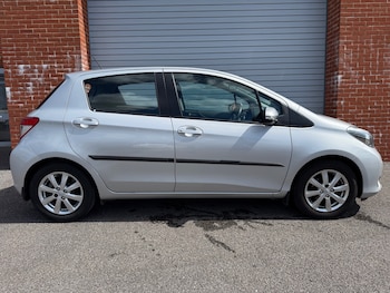 Used Toyota Yaris 2012 for sale - 78306043: Photo