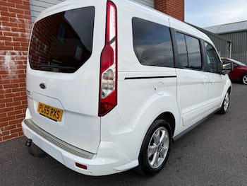 Used Ford Grand Tourneo Connect 2016 for sale - 79644634: Photo