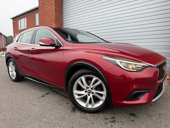 Used Infiniti Q30 2017 for sale - 78901266: Photo