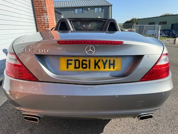 Used Mercedes-Benz SLK 2011 for sale - 79802049: Photo