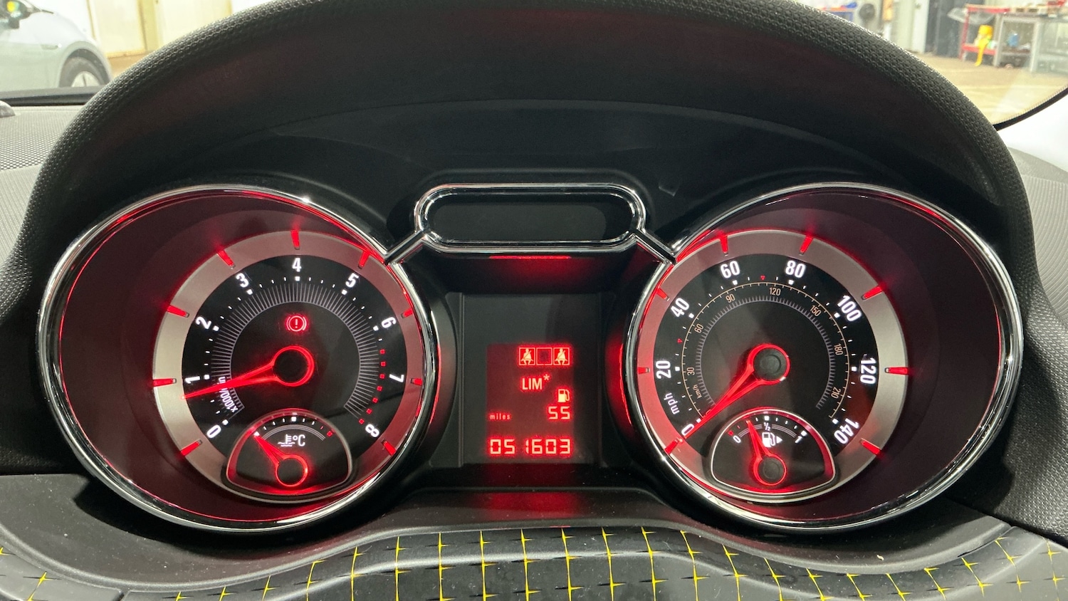 Used Vauxhall ADAM 2014 for sale - 78085058: Photo 8