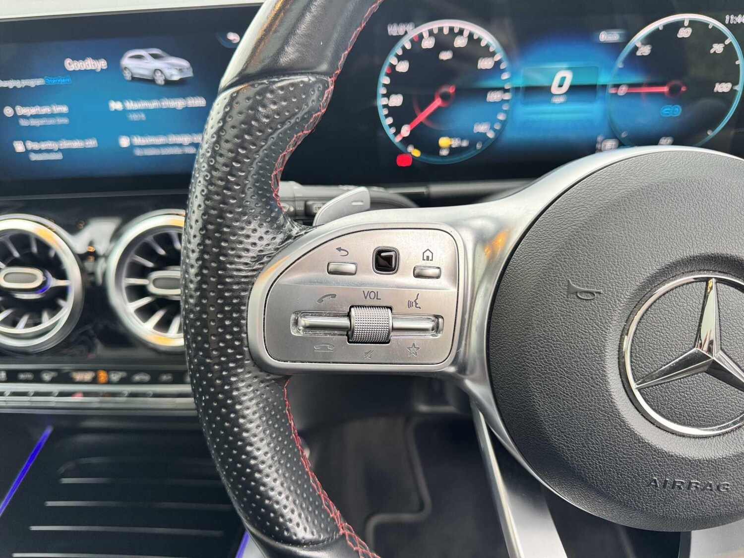 Used Mercedes-Benz EQA 2021 for sale - 77604647: Photo 36