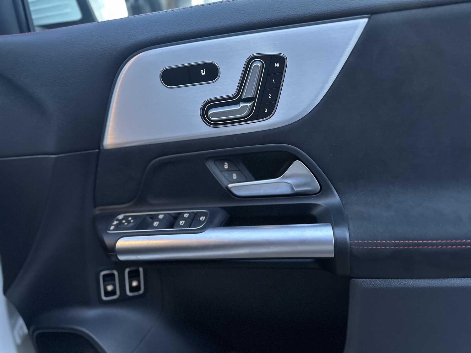 Used Mercedes-Benz GLA 2024 for sale - 77604610: Photo 37