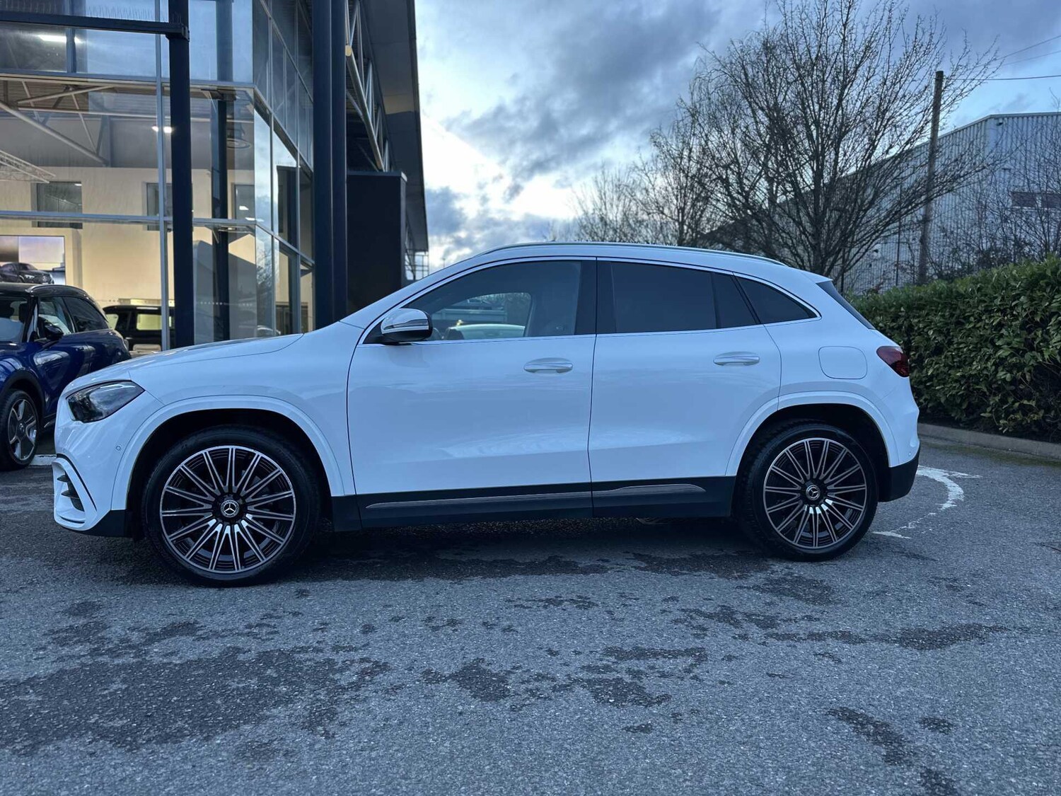 Used Mercedes-Benz GLA 2024 for sale - 77604610: Photo 9