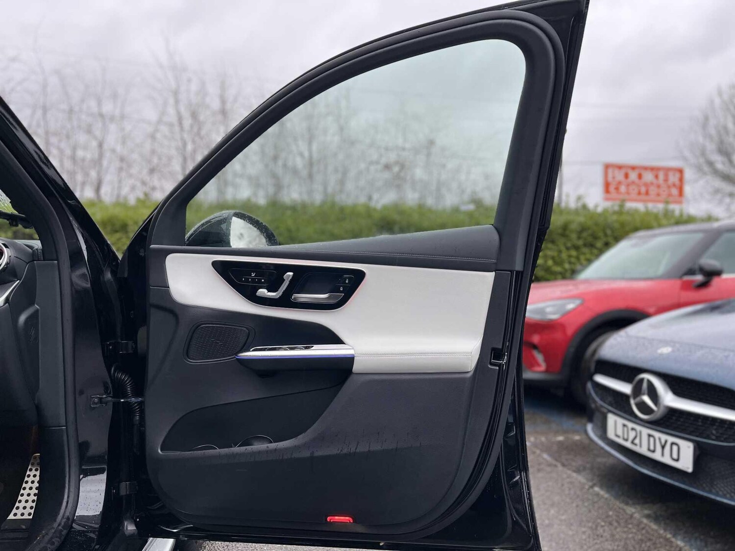 Used Mercedes-Benz GLC 2025 for sale - 78006584: Photo 37