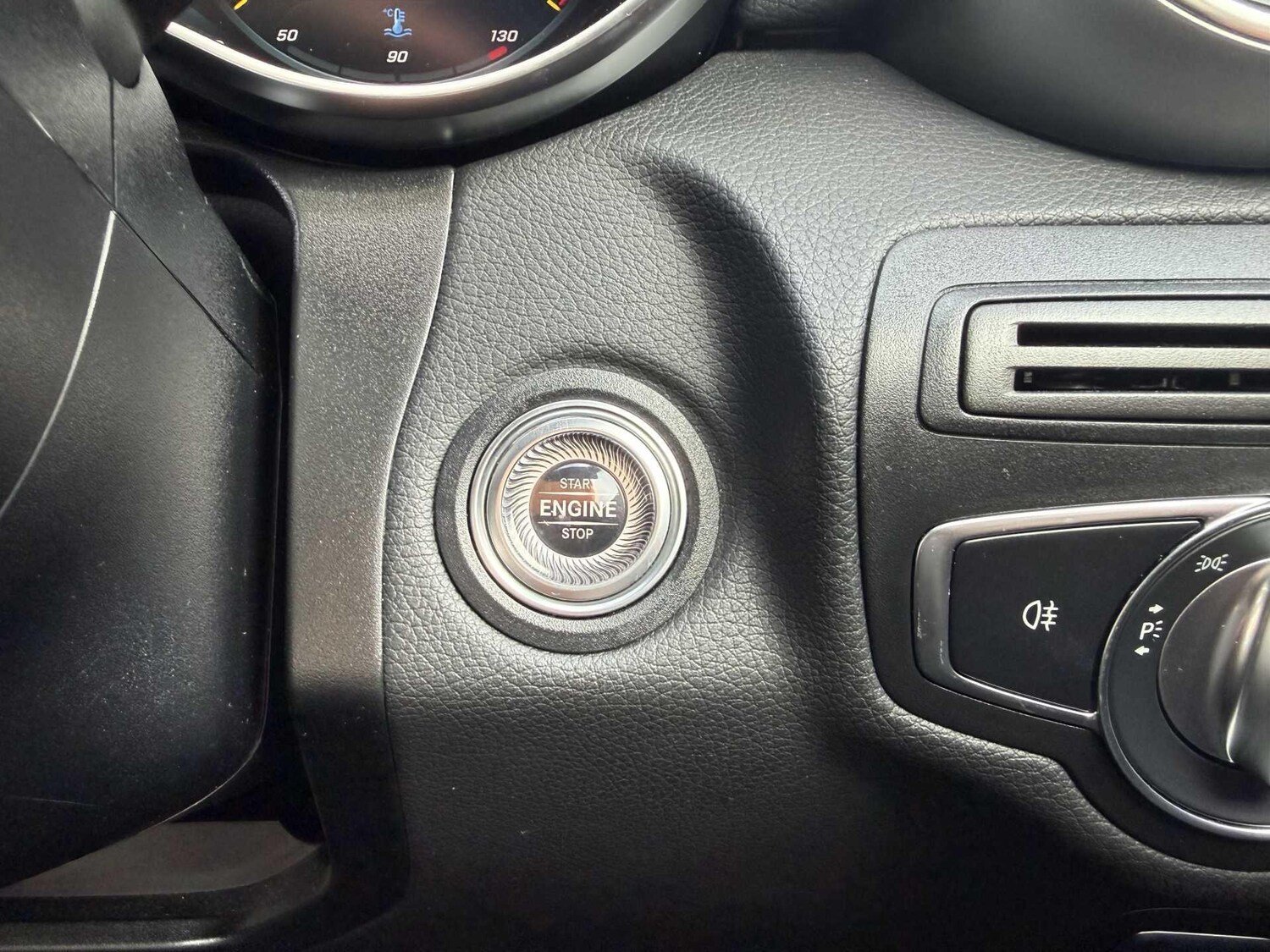 Used Mercedes-Benz GLC for sale - 77769328: Photo 41