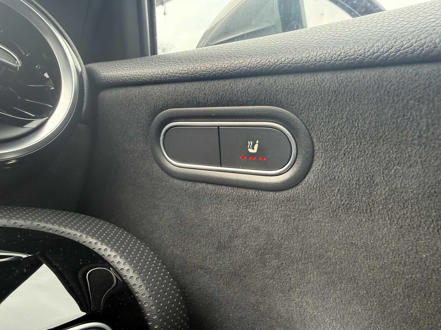 Used Mercedes-Benz A-Class 2019 for sale - 77940287: Photo 25