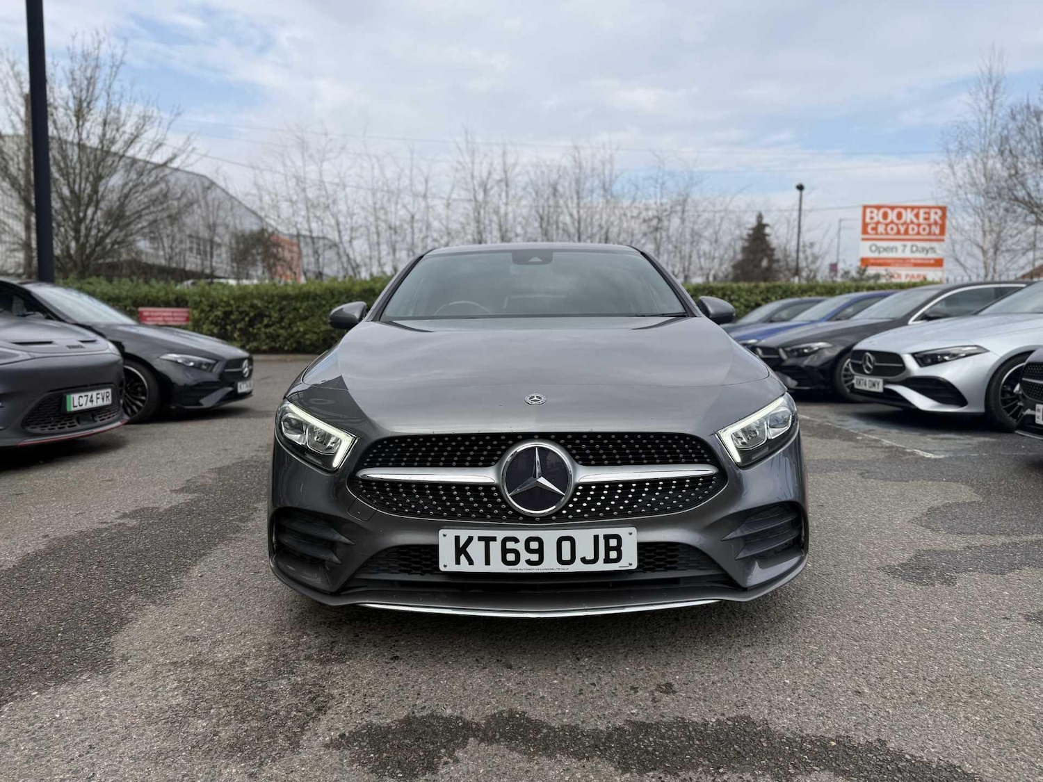 Used Mercedes-Benz A-Class 2019 for sale - 77940287: Photo 3