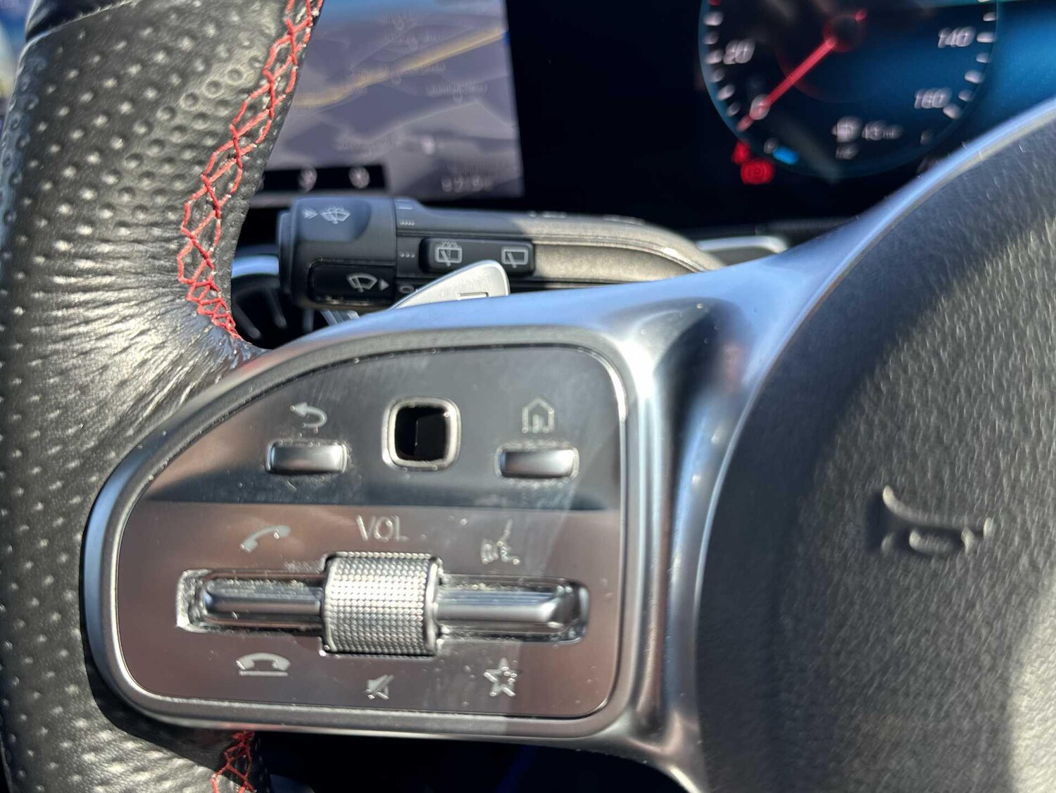 Used Mercedes-Benz GLB for sale - 77768679: Photo 40