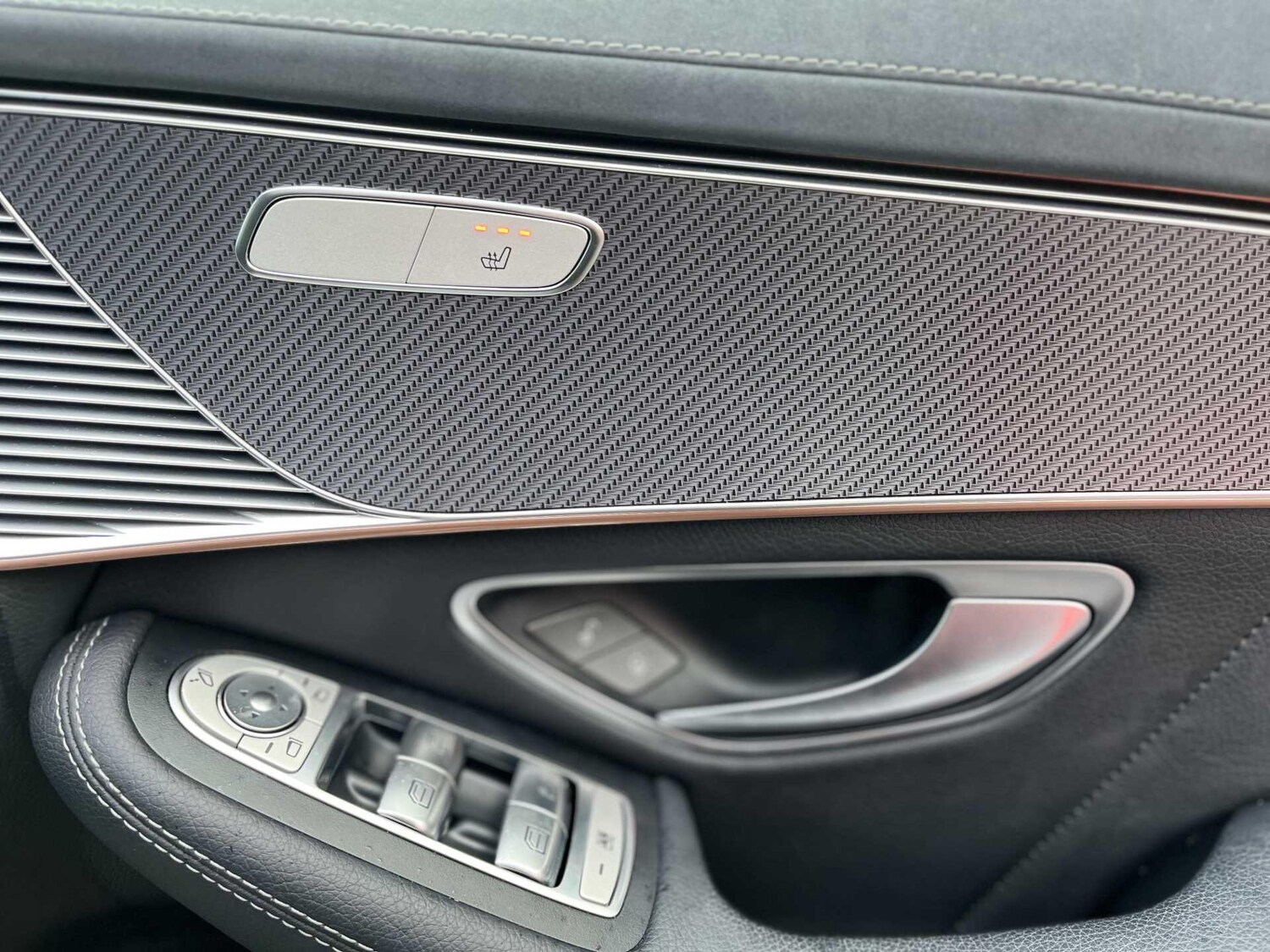 Used Mercedes-Benz EQC for sale - 77670643: Photo 41