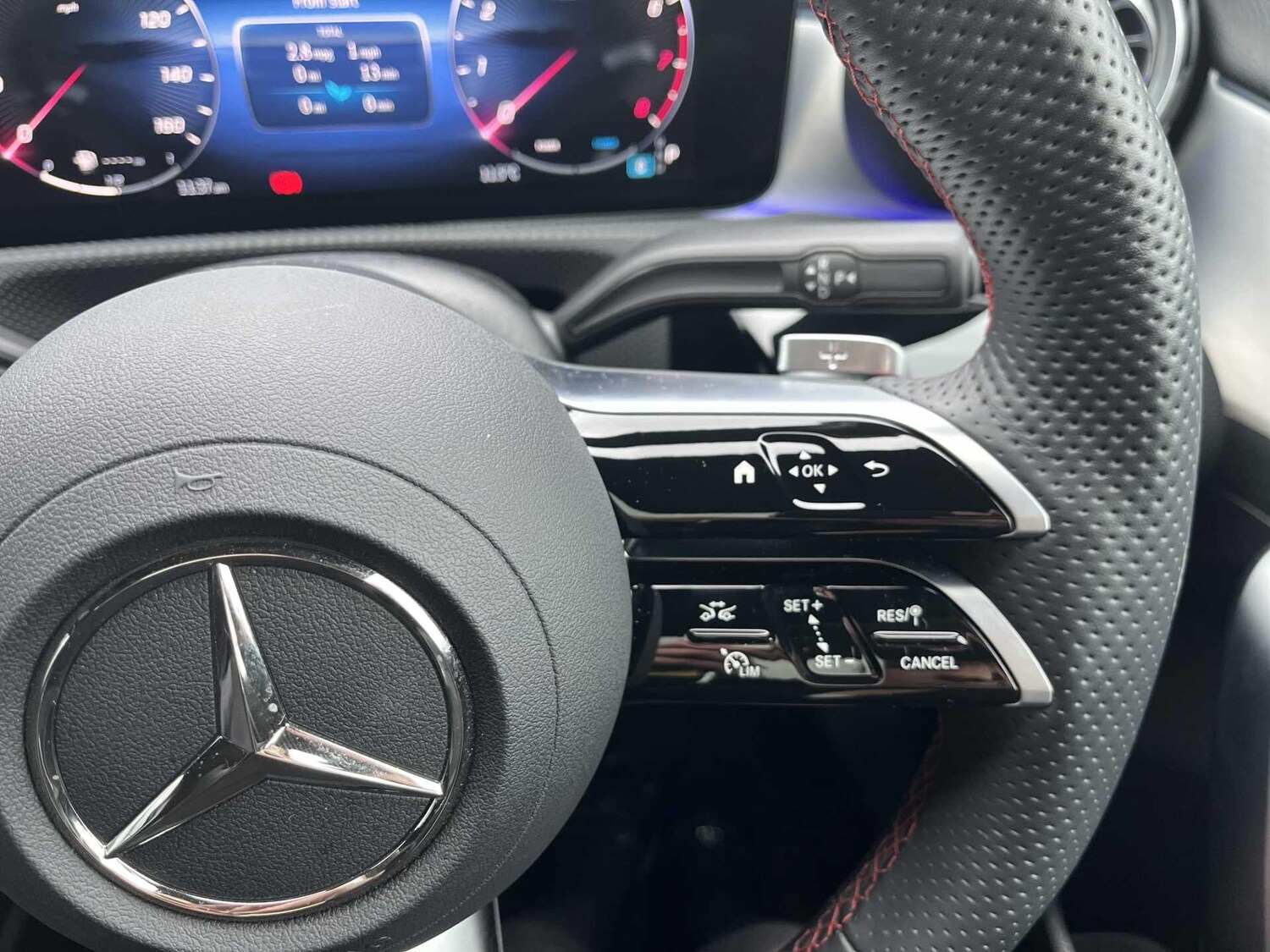 Used Mercedes-Benz A-Class for sale - 77604590: Photo 35