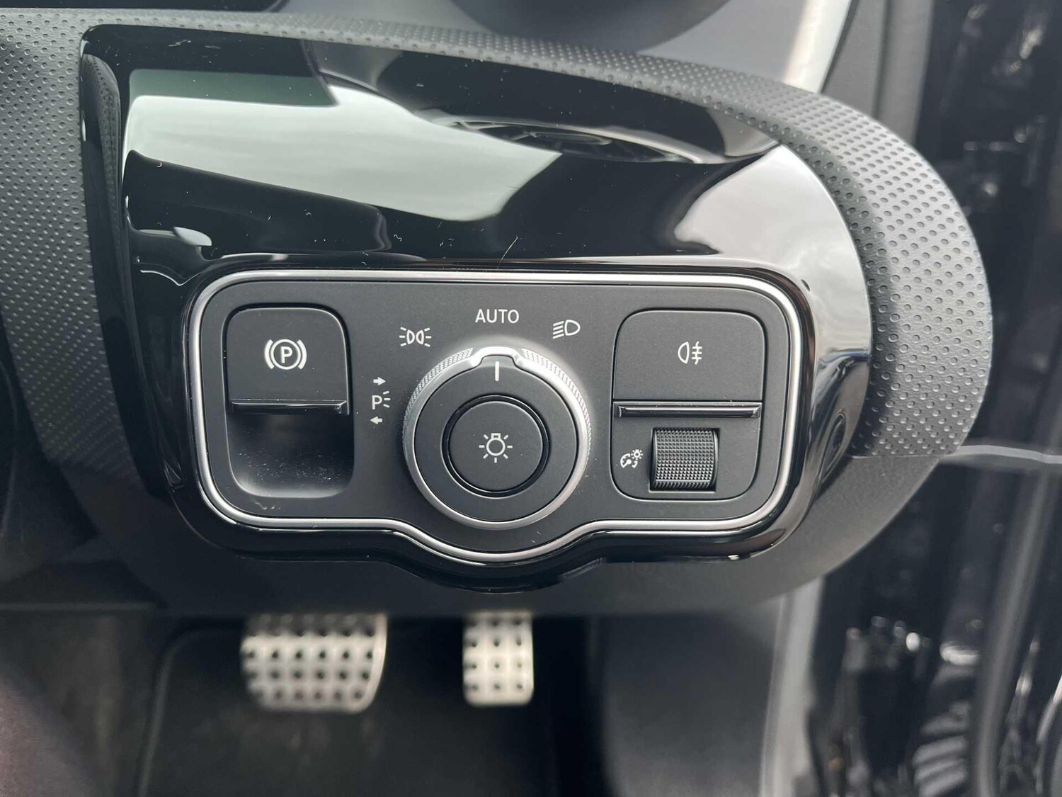 Used Mercedes-Benz A-Class for sale - 77604590: Photo 37