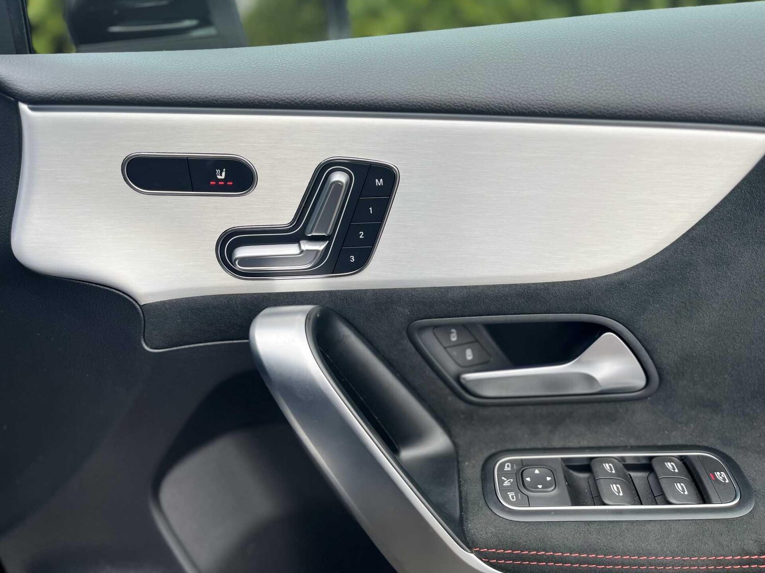 Used Mercedes-Benz A-Class for sale - 77604590: Photo 41