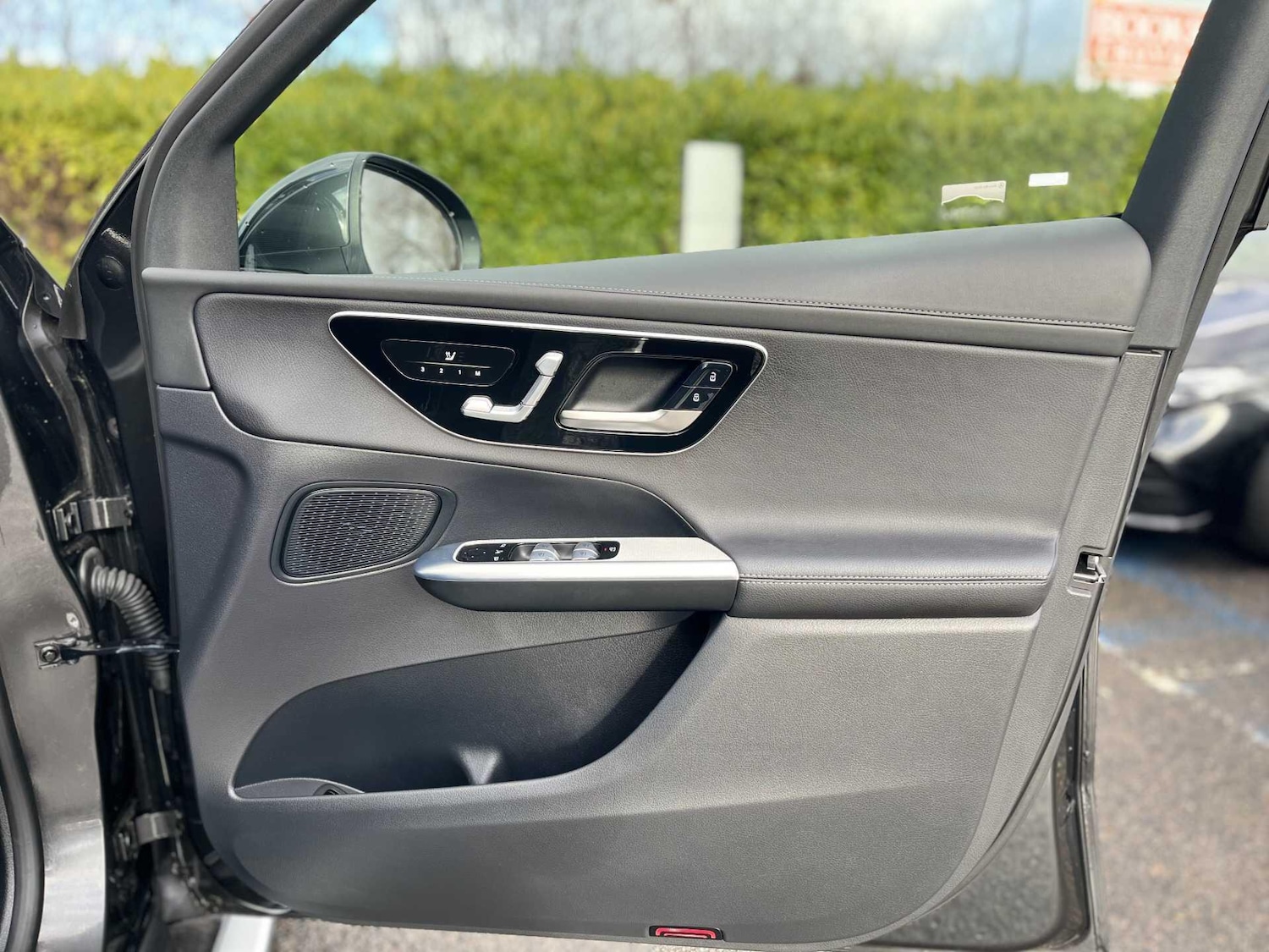 Used Mercedes-Benz GLC for sale - 77658190: Photo 39