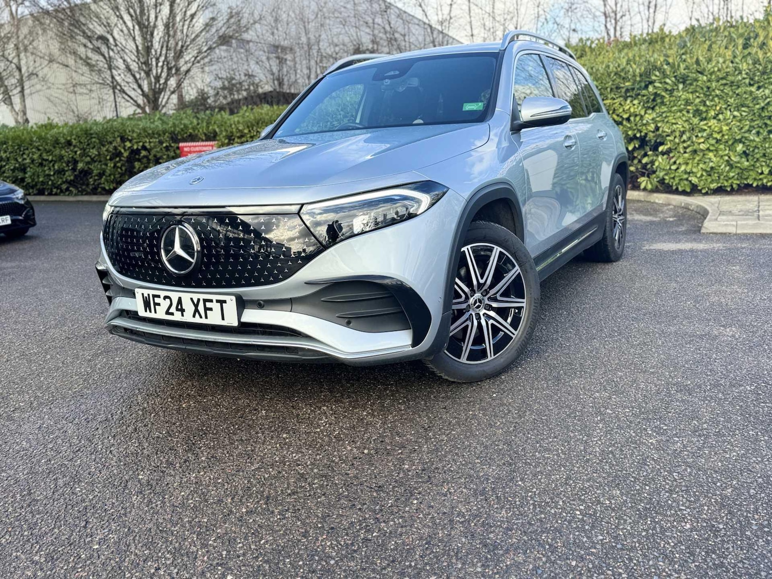 Used Mercedes-Benz EQB 2024 for sale - 77604619: Photo 2