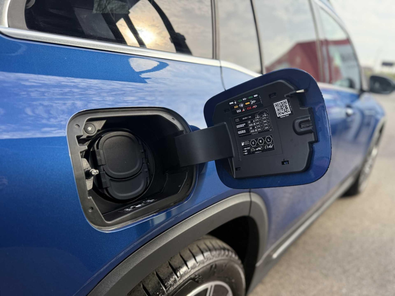 Used Mercedes-Benz EQB 2024 for sale - 77670815: Photo 17