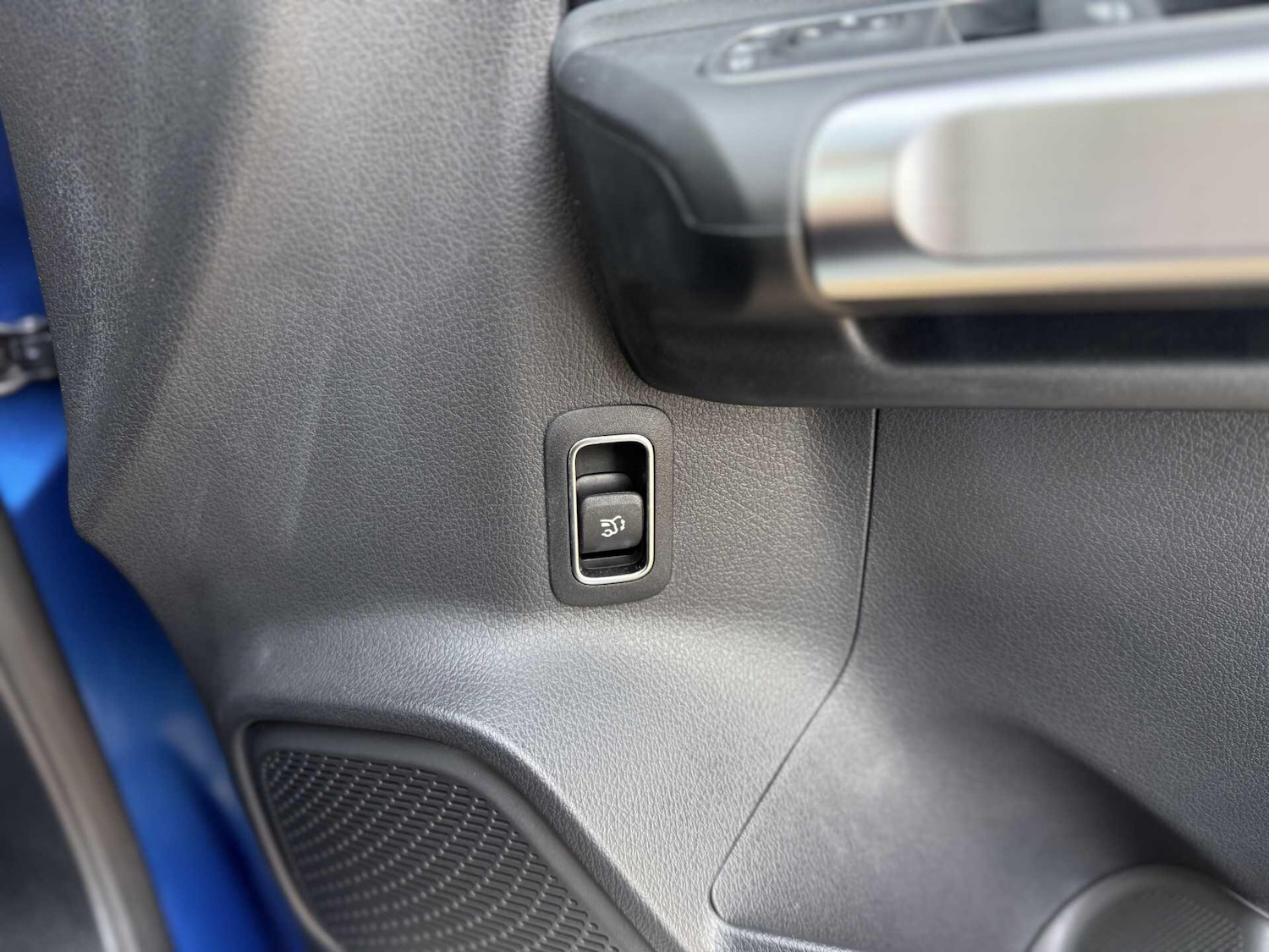 Used Mercedes-Benz EQB 2024 for sale - 77670815: Photo 28