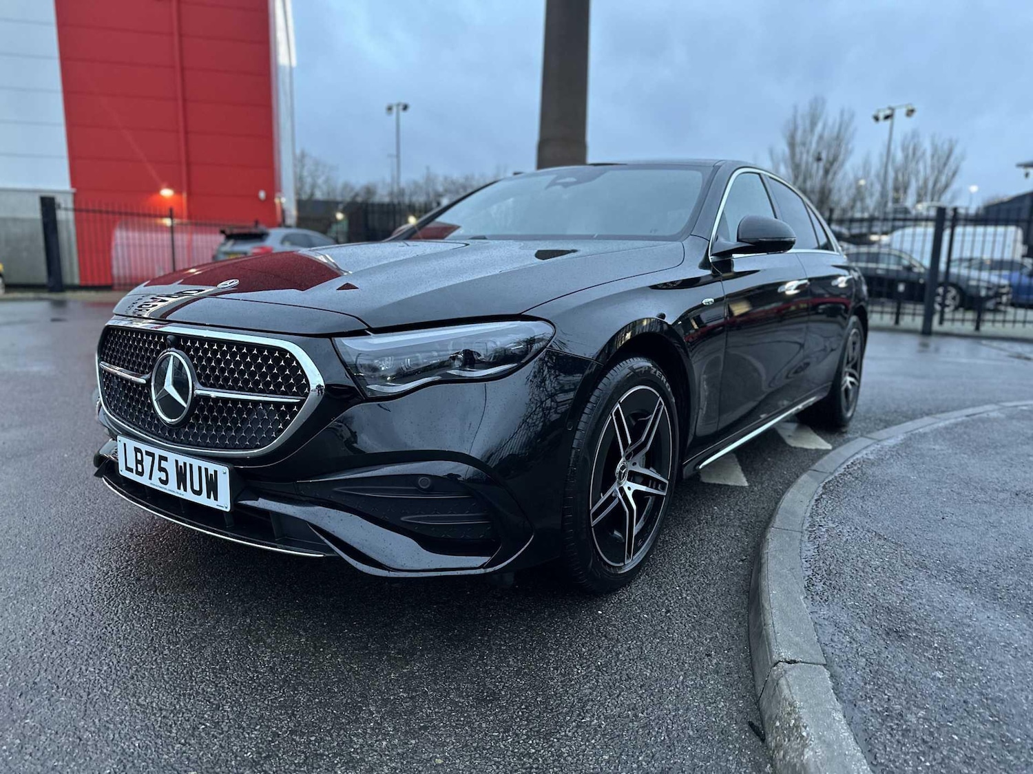 Used Mercedes-Benz E Class 2025 for sale - 77853991: Photo 4