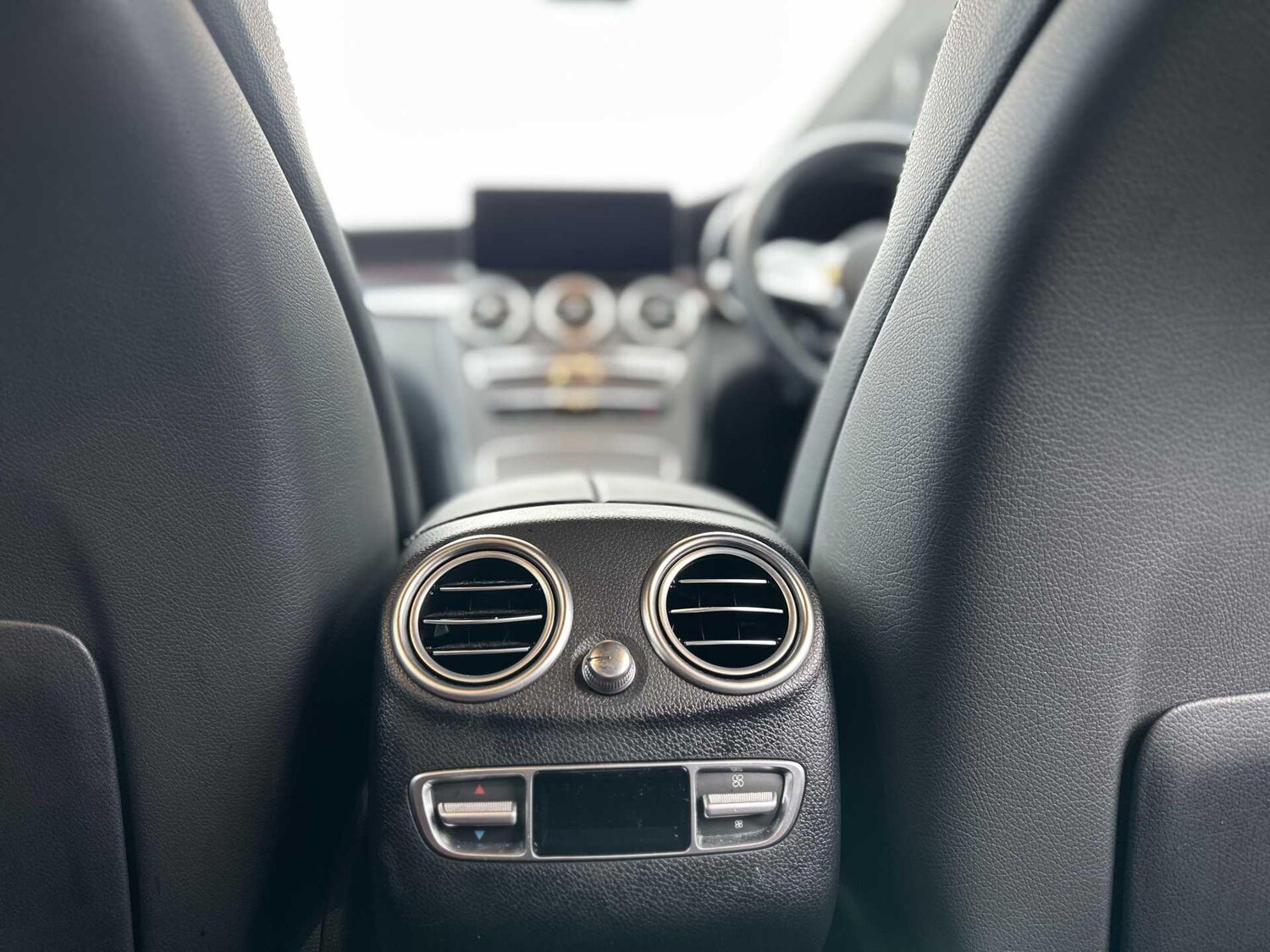 Used Mercedes-Benz GLC 2021 for sale - 77604665: Photo 29