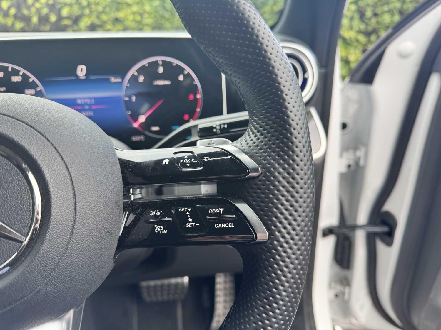 Used Mercedes-Benz GLC 2024 for sale - 77604642: Photo 37