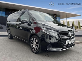 Used Mercedes-Benz V-Class 2025 for sale - 78388313: Photo