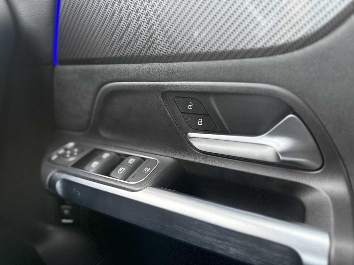 Used Mercedes-Benz GLB for sale - 77852734: Photo 28