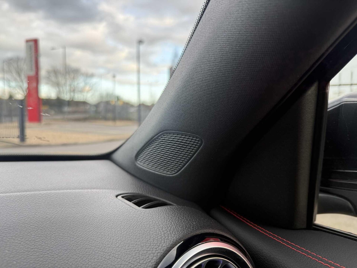 Used Mercedes-Benz GLB for sale - 77852734: Photo 31