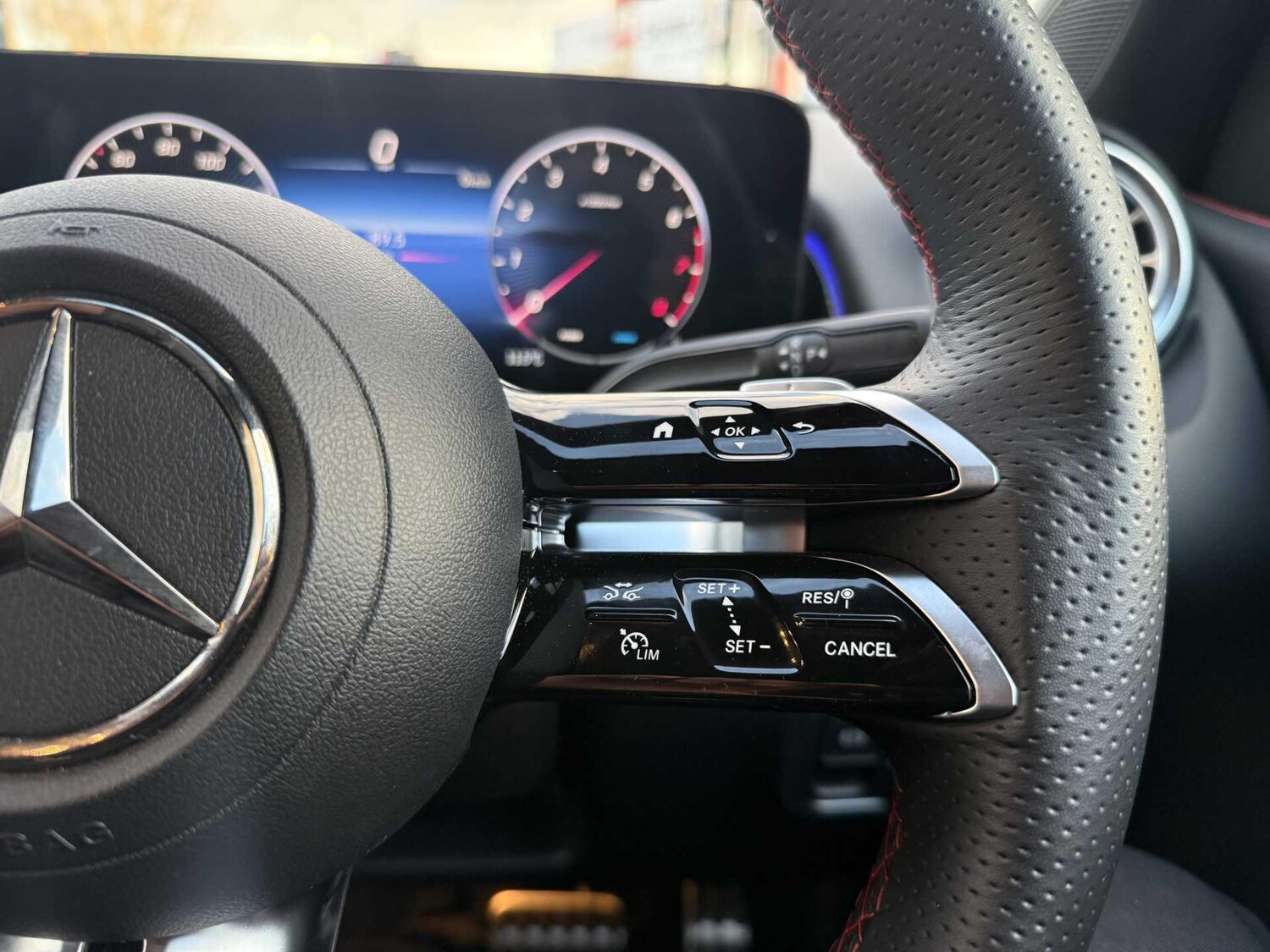 Used Mercedes-Benz GLB for sale - 77852982: Photo 24