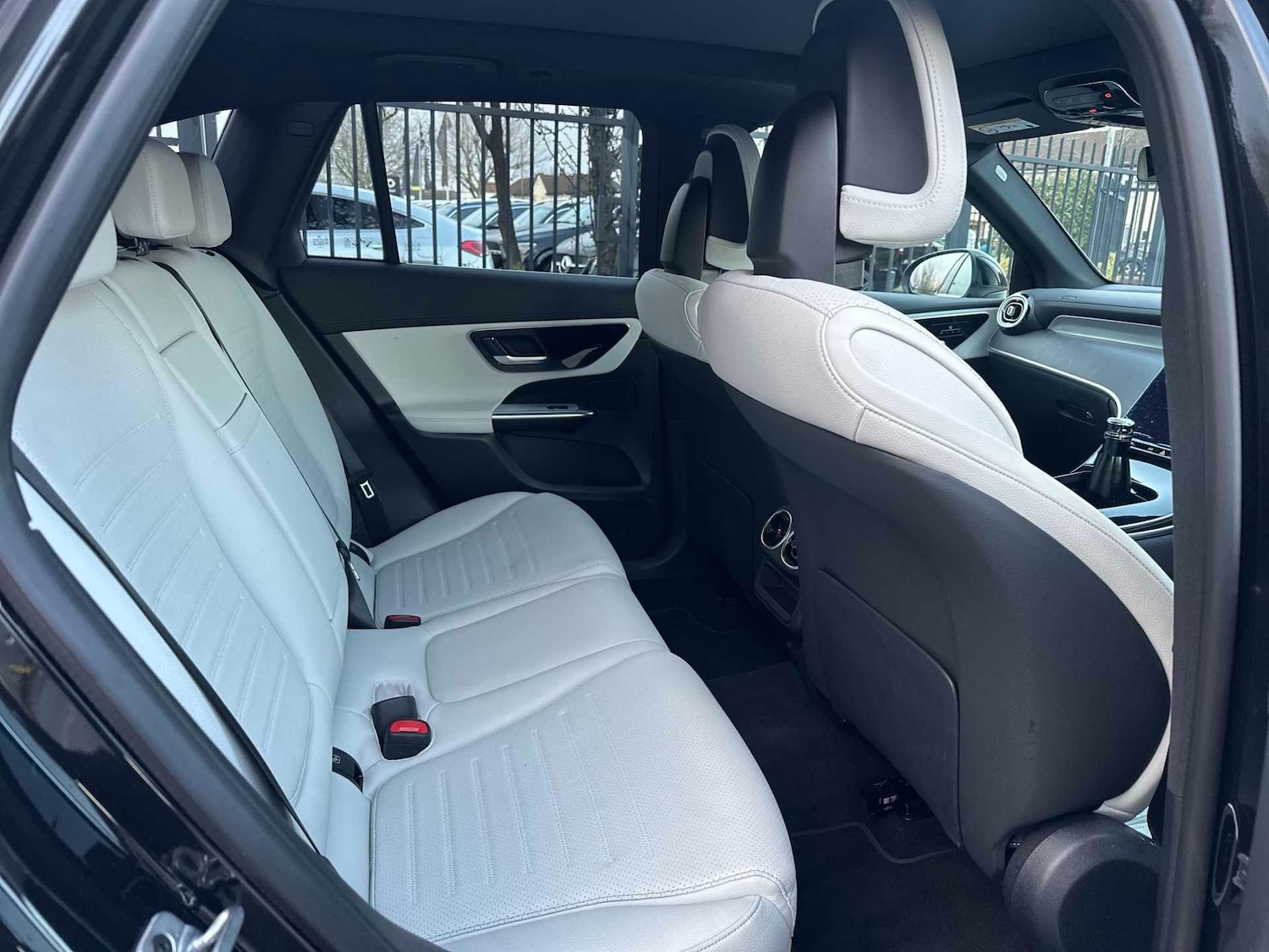 Used Mercedes-Benz GLC 2025 for sale - 77604627: Photo 17