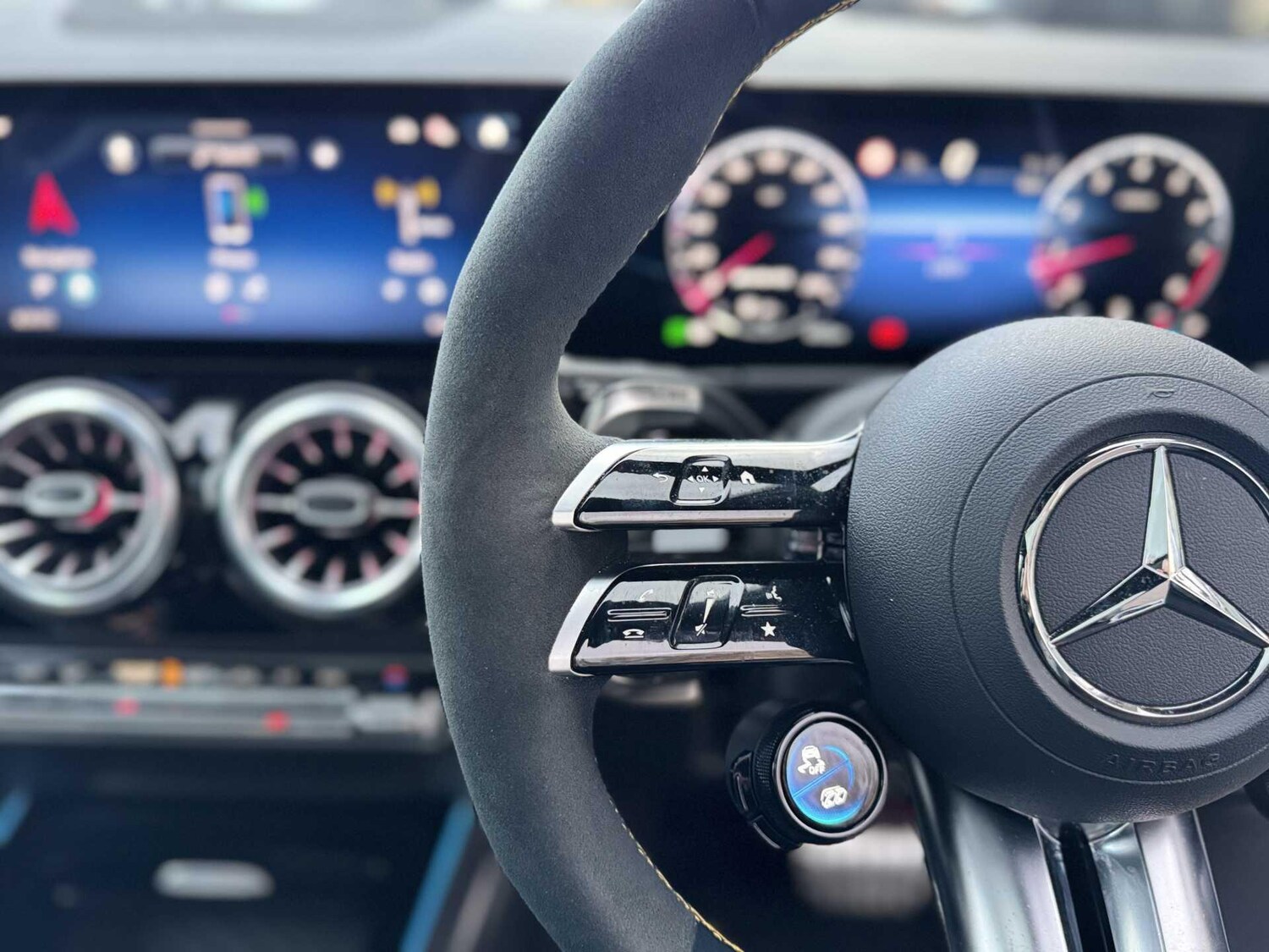 Used Mercedes-Benz GLA 2025 for sale - 77604565: Photo 32