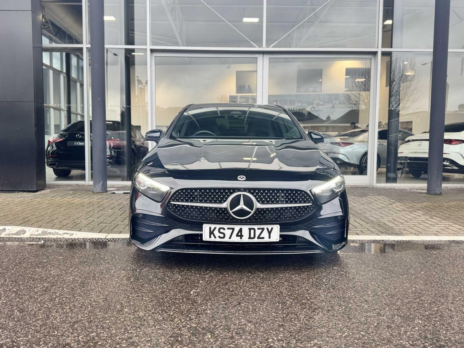 Used Mercedes-Benz A-Class 2024 for sale - 77604649: Photo 3