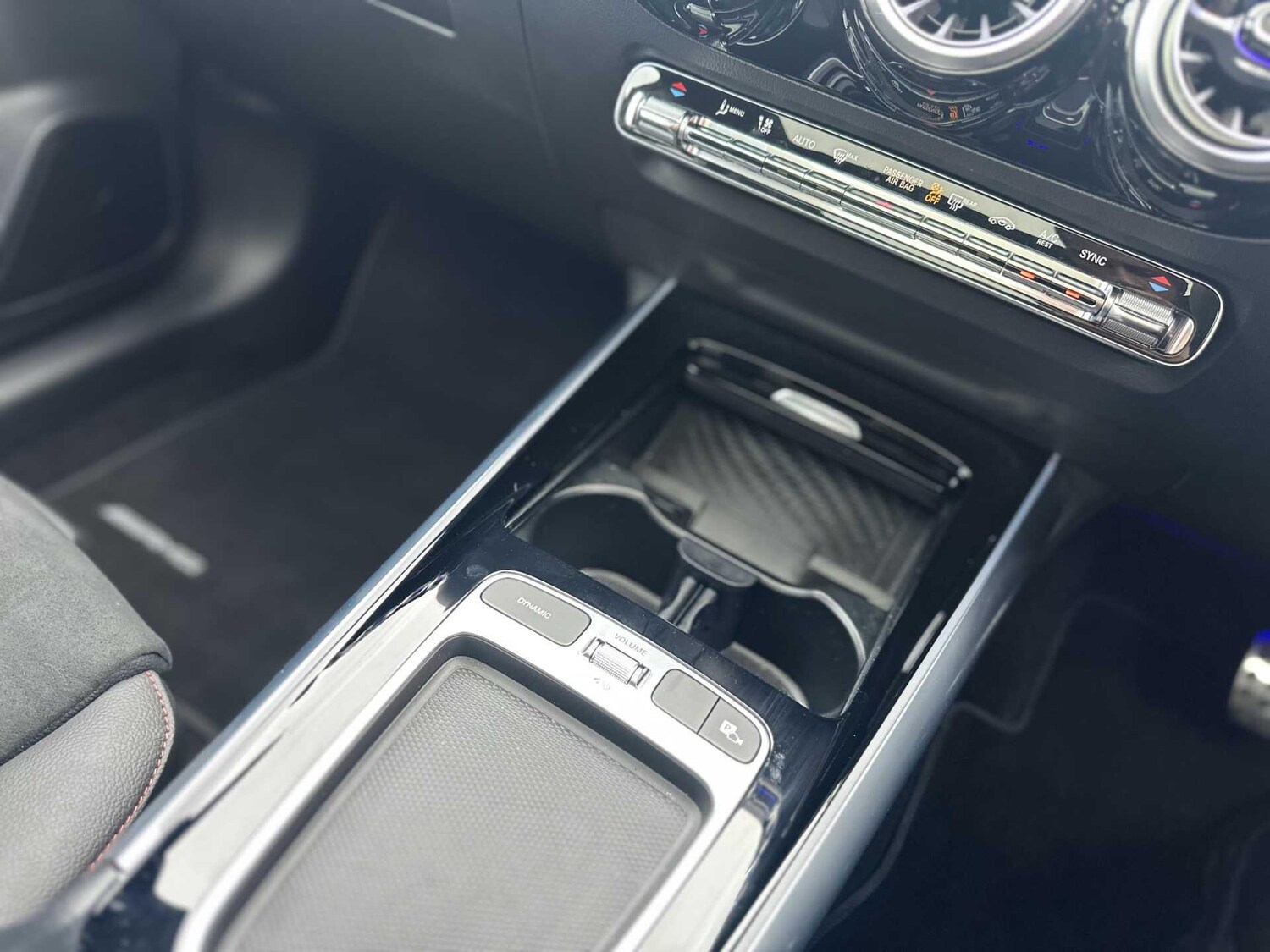 Used Mercedes-Benz GLA 2024 for sale - 77604637: Photo 39