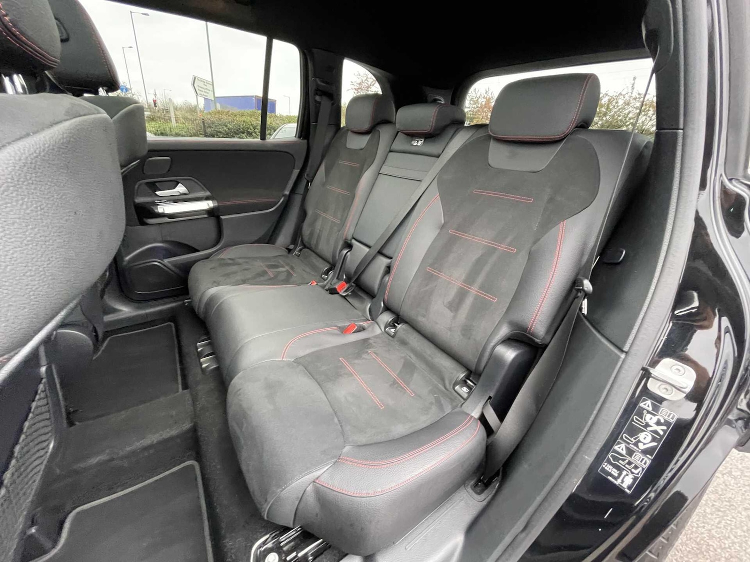 Used Mercedes-Benz GLB 2025 for sale - 77604625: Photo 8