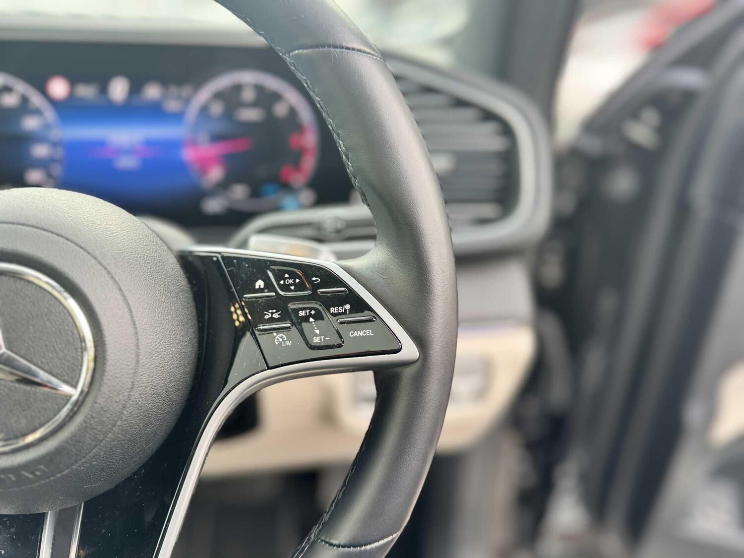 Used Mercedes-Benz GLE 2025 for sale - 77940392: Photo 39