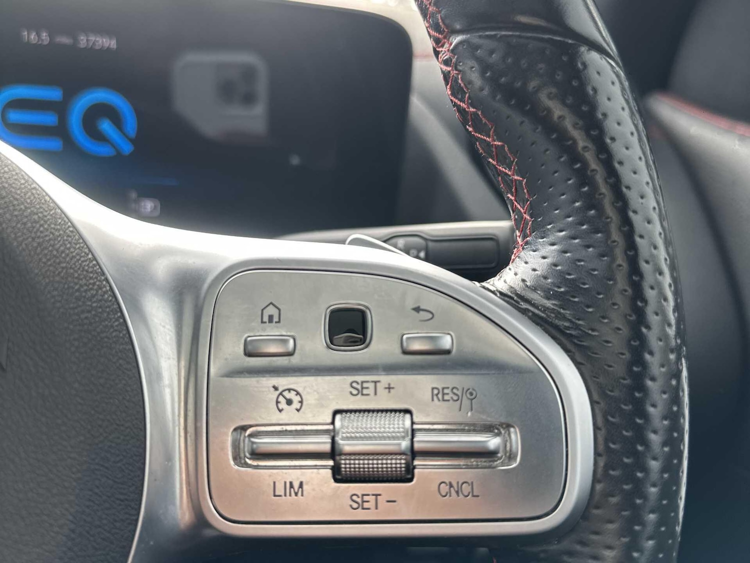 Used Mercedes-Benz EQA 2021 for sale - 77957828: Photo 30