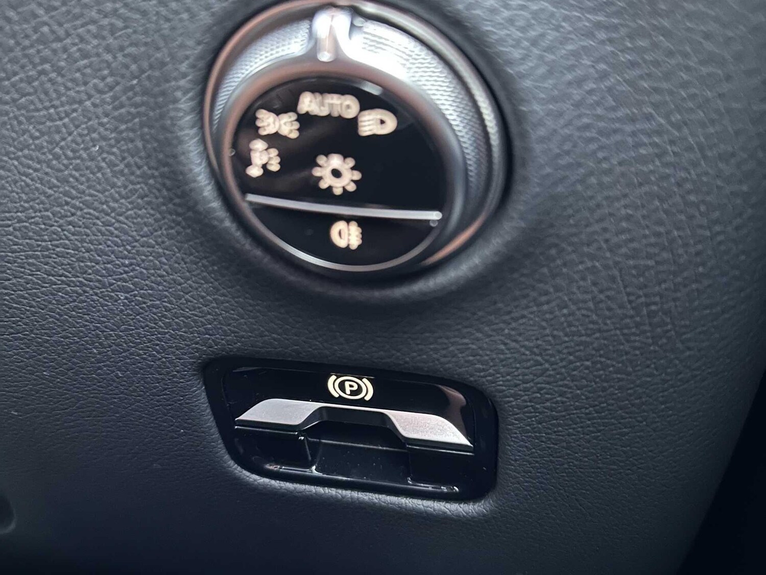 Used Mercedes-Benz GLC for sale - 77824425: Photo 18