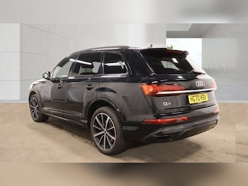 Used Audi Q7 2021 for sale - 79026855: Photo