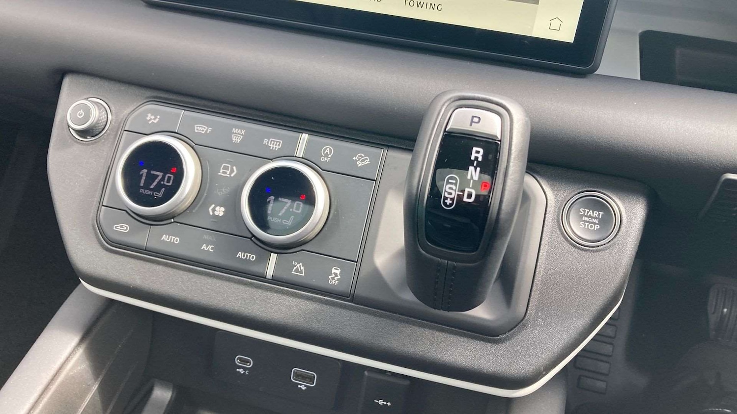 Used Land Rover Defender 2024 for sale - 77741129: Photo 13