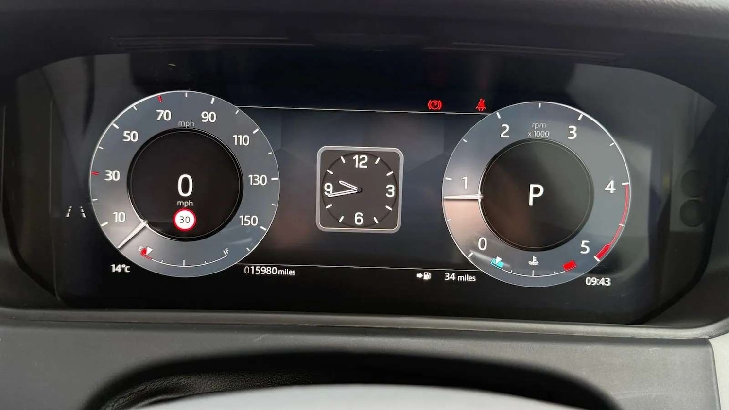 Used Land Rover Defender 2024 for sale - 77741129: Photo 16