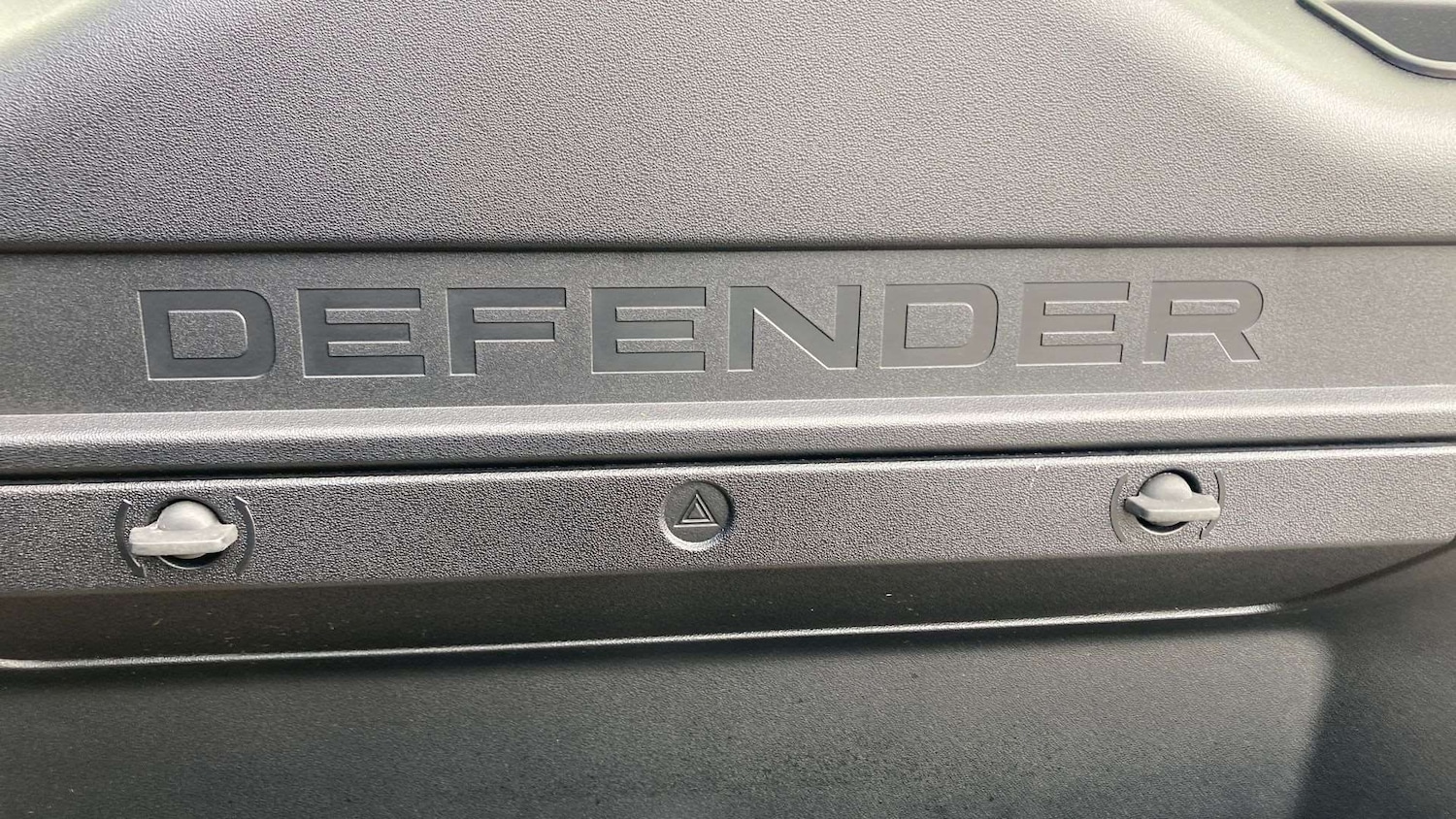 Used Land Rover Defender 2024 for sale - 77741129: Photo 28