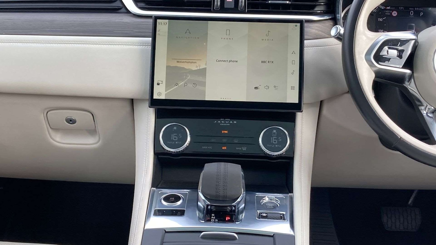 Used Jaguar F-Pace 2021 for sale - 76460339: Photo 14