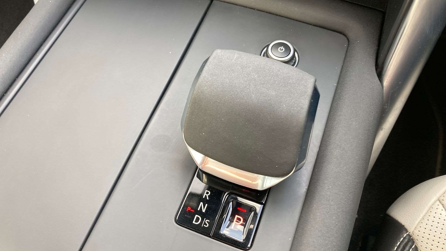 Used Land Rover Discovery 2022 for sale - 76459877: Photo 13