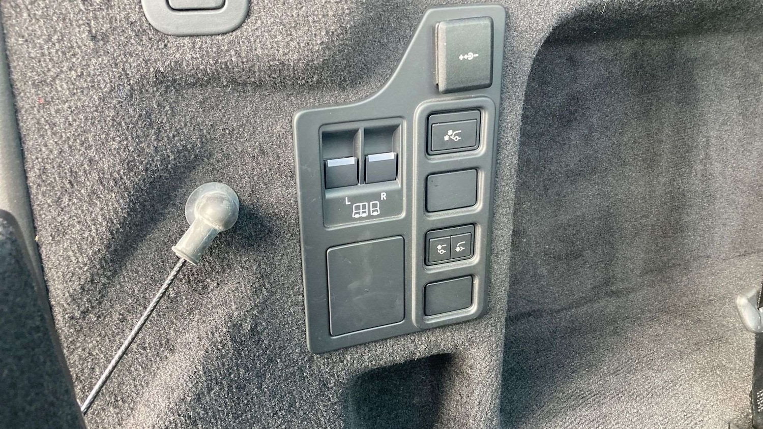 Used Land Rover Discovery 2022 for sale - 76459877: Photo 27