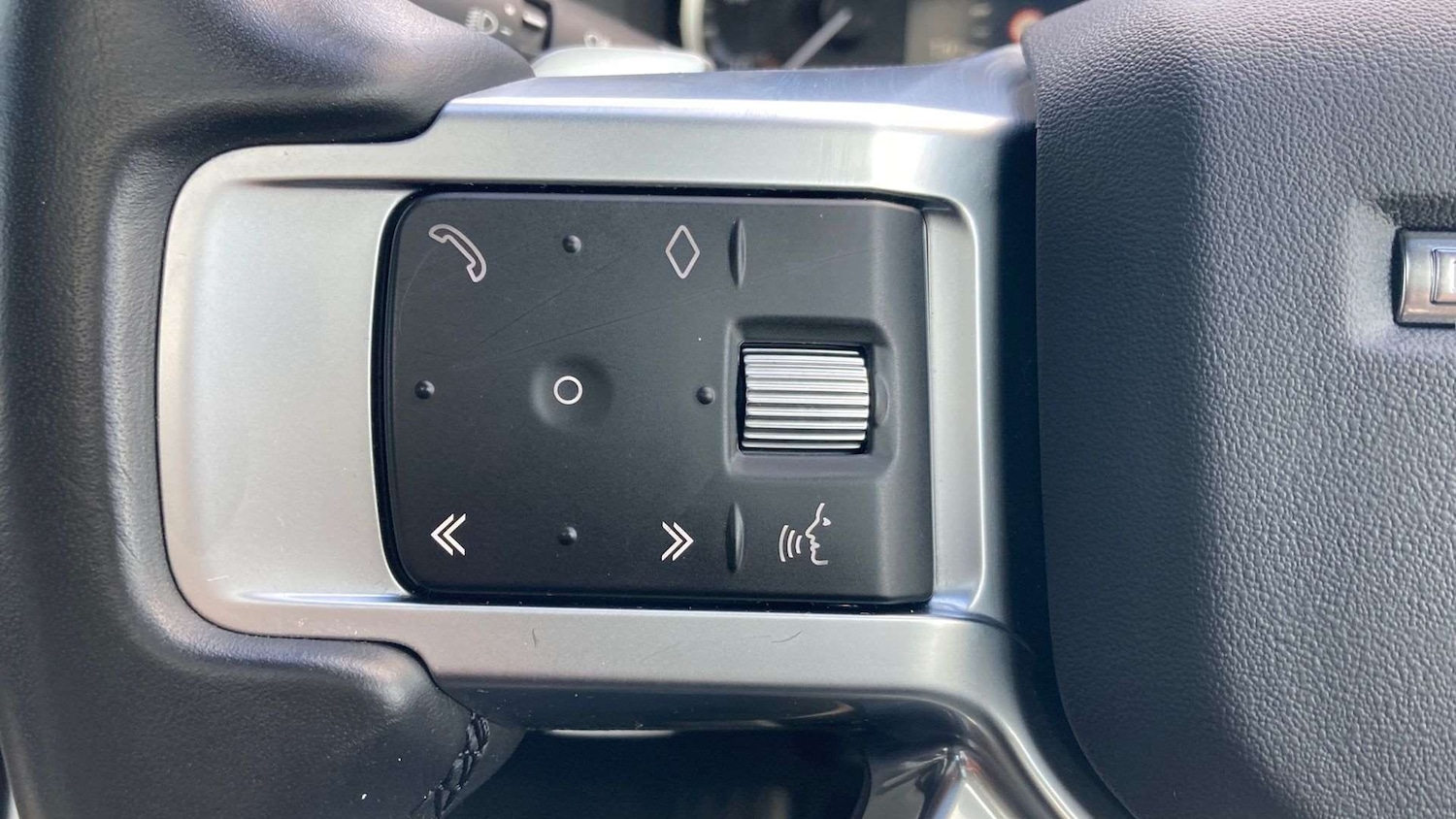 Used Land Rover Discovery 2022 for sale - 76459877: Photo 29