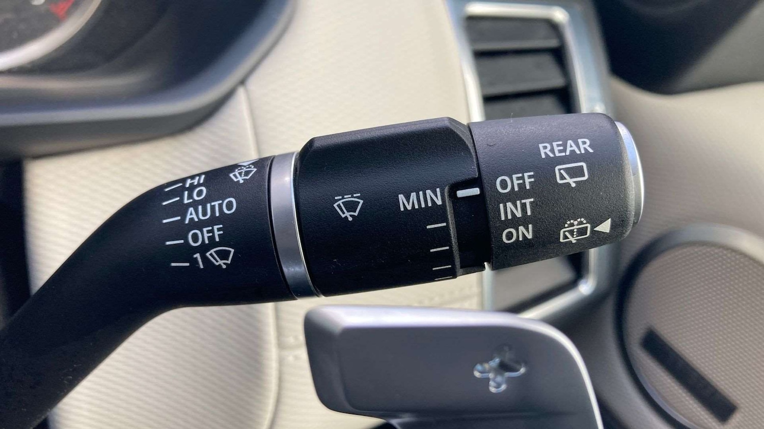 Used Land Rover Discovery 2022 for sale - 76459877: Photo 32